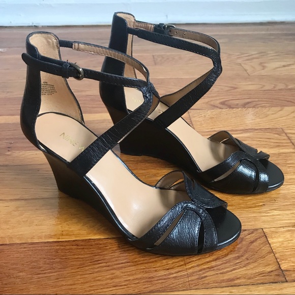 nine west sandals discontinued